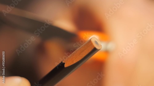 Sharpening pencil