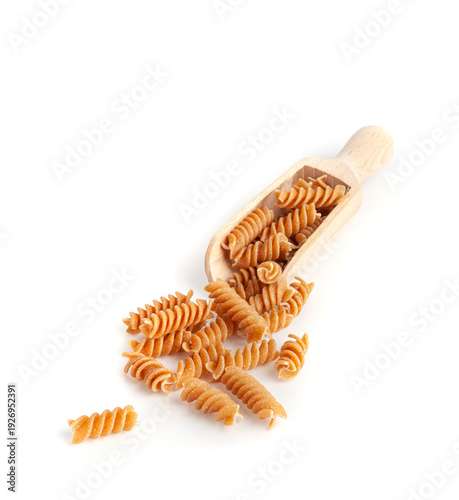 Fotografija Raw Brown Pasta, Wholegrain Fusilli, Dry Whole Grain Noodle, Raw Spelt Macaroni,