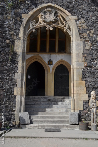 Wallpaper Mural Późnogotycki zabytkowy Zamek Grodziec. gmina Zagrodno, Dolny Śląsk, Polska, Europa Torontodigital.ca