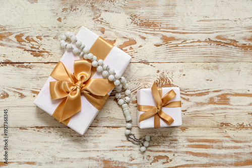 Tasbih and gift boxes on wh...
