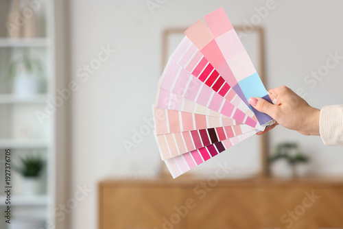 Hand of interior designer w...