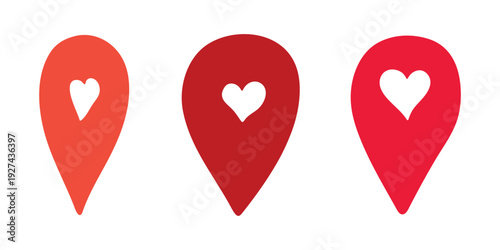 Set of hand drawn map pin Map marker pointer sign GPS and mapping tools Location pin symbol Pinpoint clipart in doodle style Single element for web, design