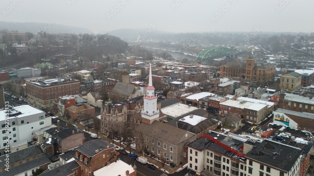 Obraz premium Aerial Easton Pennsylvania downtown with church in winter