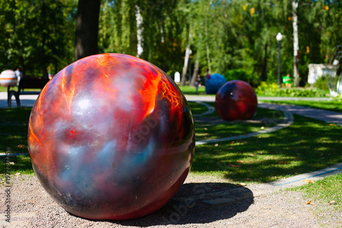 Fotografie Saturn Sculpture in City Park
