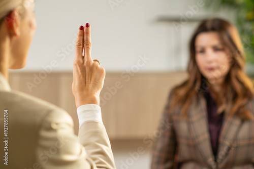 EMDR therapy applying guided eye movements to support bilateral stimulation and trauma processing. Highlights structured visual tracking and clinical therapeutic method.