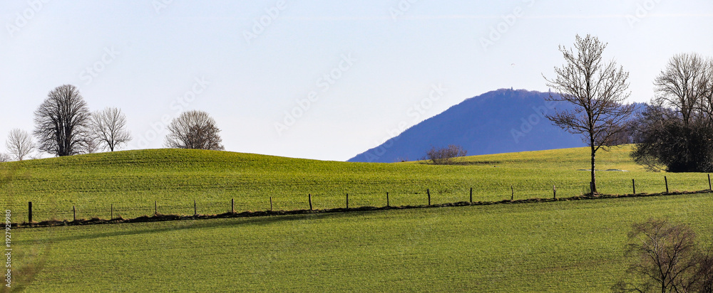 Fototapeta premium rando dans les Combrailles, Auvergne, 63