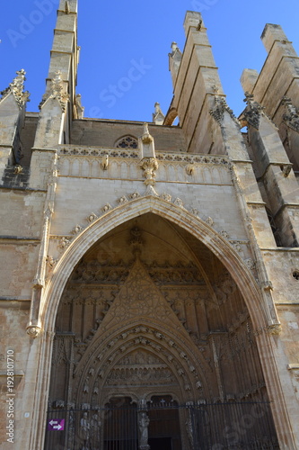 Wallpaper Mural Catedral de Mallorca na Espanha Torontodigital.ca