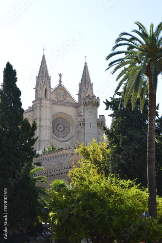 Wallpaper Mural Catedral de Maiorca na Espanha Torontodigital.ca