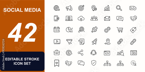 Social media web icons in line style. Digital marketing, content blogging, data analytics, seo tools, online management, messaging apps, smartphone interface, business communication set.