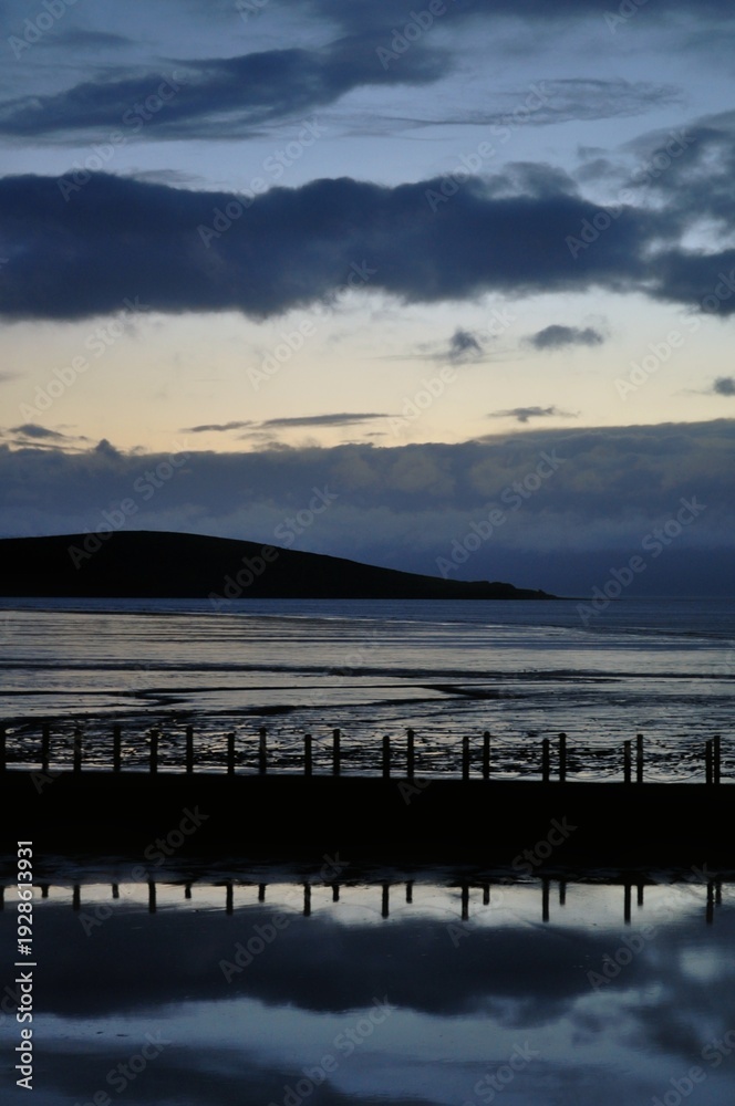 Obraz premium sunset over the sea