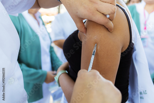 Fotografie Measles vaccine administration in Mexico health campaign