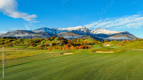 Schilderij op canvas Golf Course Fairways with The Remarkables