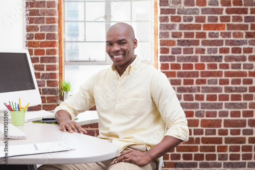 Computing divergence using polar operator for radial field F(r)=r or (1+r)^2 e_r on plane