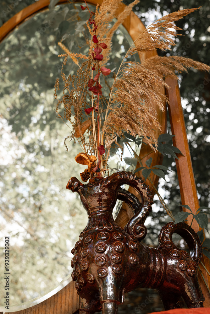Fototapeta premium vase-interior detail