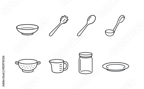 Kitchen pasta serving tools: pasta bowl, pasta fork, serving spoon, ladle, colander, measuring cup, storage jar, serving plate. . Thin consistent line stroke,