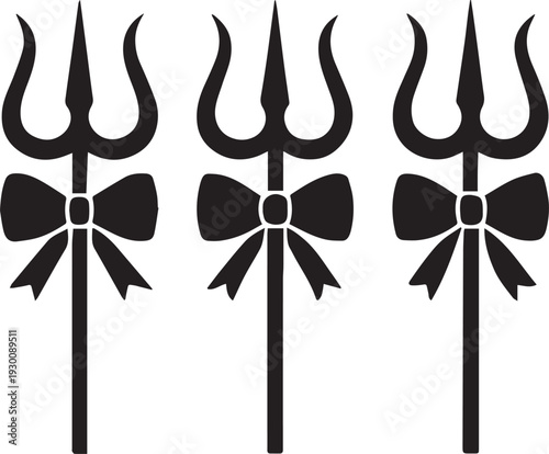 Trident with Ribbon Pattern