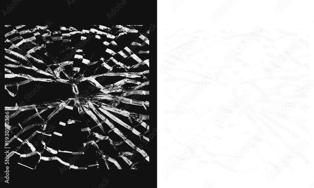Obraz premium Shattered glass pattern with radial cracks isolated on transparent background