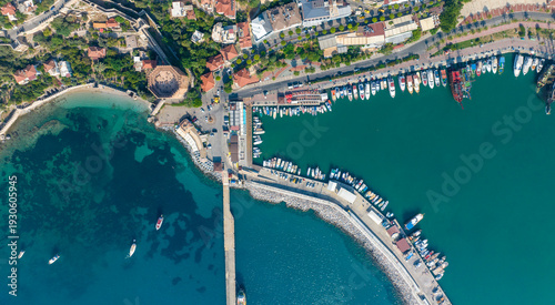 Cuadro en lienzo Alanya - Turkey, August 11, 2023, An aerial view of the bay Alanya in Antalya Turkey