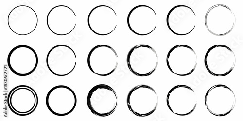 Arrangement of concentric circles with varying line weights and shades