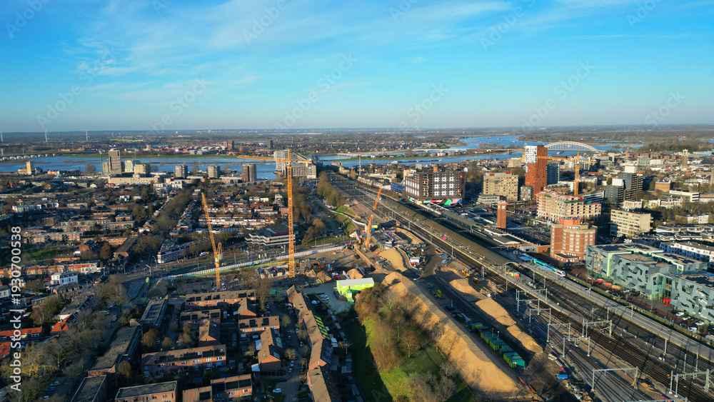 Obraz premium The Red Roofs of Holland: Capturing the iconic terracotta skyline of the oldest city from above.