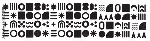 seamless pattern of black and white geometric shapes