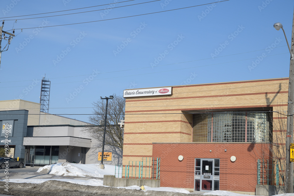 Fototapeta premium Ontario Conservatory of Music next to a LCBO liquor store at 1431 Victoria Park Av, Scarborough, Toronto