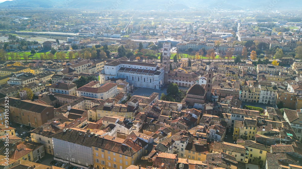 Fototapeta premium Aerial view of Lucca medieval town, Tuscany - Italy