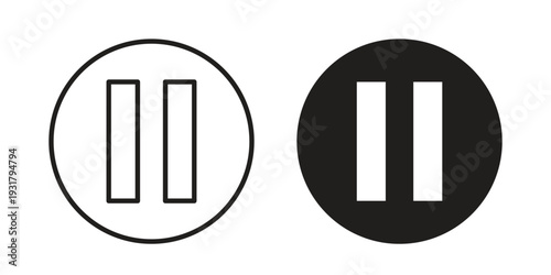 Pause button icon set. Linear style. Vector icons