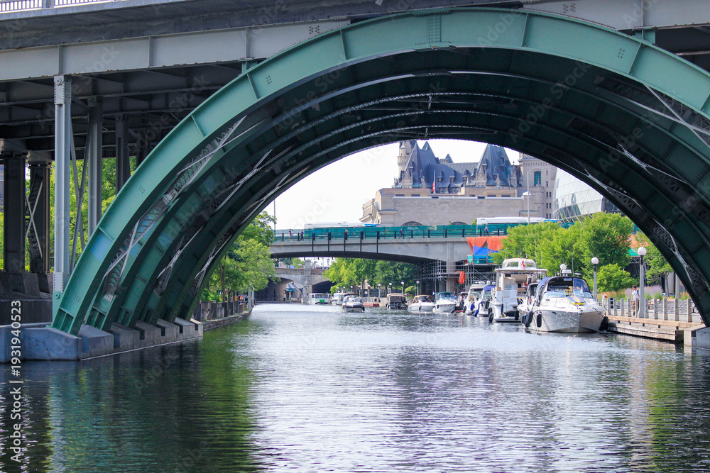 Fototapeta premium bridge in the city