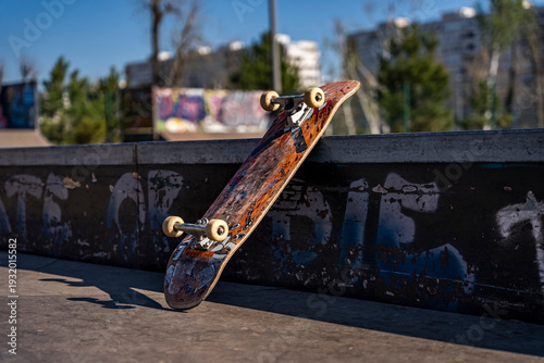 Obraz na plátně Skateboard on the street