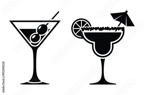 Cocktail Drinks Icons: Martini and Margarita