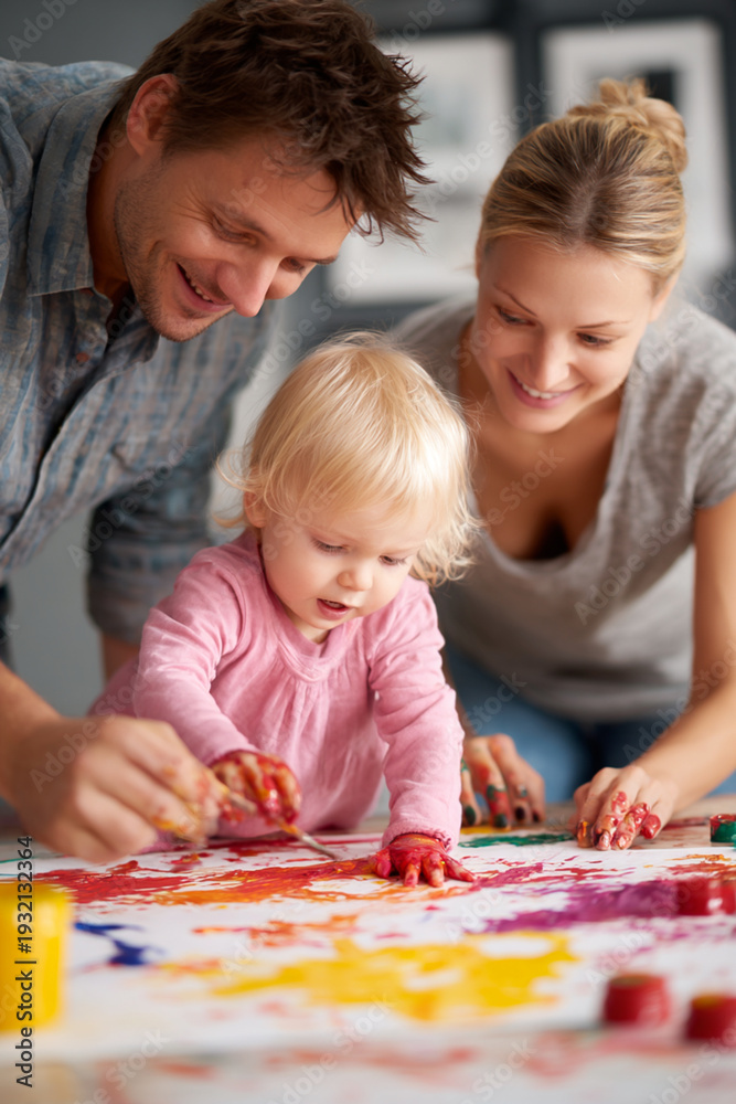 Obraz premium Creative Family Time: Kids Art & Painting for Child Development and Joyful Parent-Child Interaction