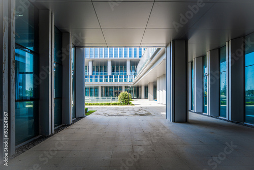 Exploring the Intersection of Light and Space in Contemporary Architectural Design