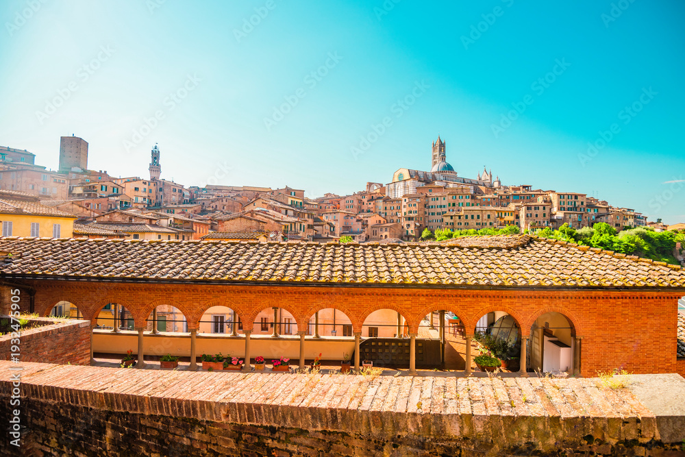 Obraz premium Beautiful old town of Siena in Italy. Tourist destination in Italy.