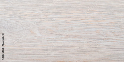 Light bleached wood grain background with natural horizontal lines and subtle texture, clean and bright.