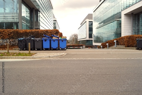 Obraz na płótnie recycling waste bin