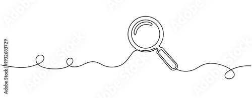 Minimalist line drawing of magnifying glass with curved line of sight. No editable stroke