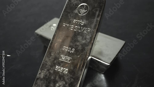 4k Video Silver Bars 5000g Bull. ProRes 4444.