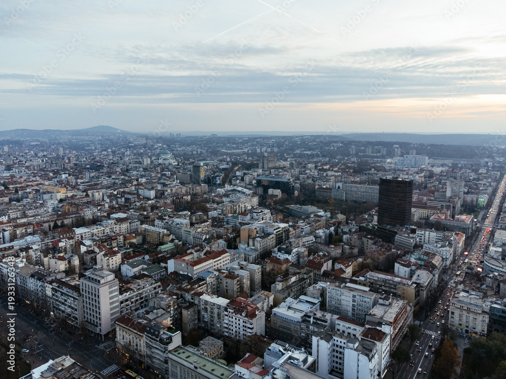 Obraz premium The drone view of the historical downtown center of Belgrade at sunset.