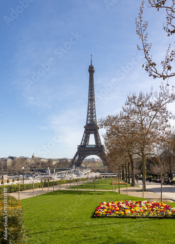 Принти на полотні Spring in Paris