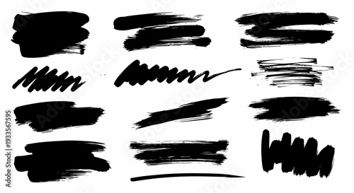 白い背景に描かれた、様々な形と質感を持つ手書きの黒いブラシストロークのコレクション。デザインや装飾に使えるグランジ風のグラフィック素材。