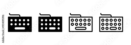 Keyboard icon vector illustration. keyboard sign and symbol