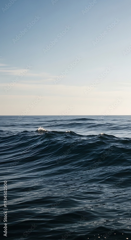 Obraz premium Ocean Waves Vertical.