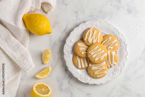 Konstfotografi Freshly baked homemade cookies with lemon and icing sugar