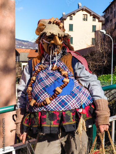 Schignano Carnival, a traditional and historic event that represents the ugly and the beautiful.