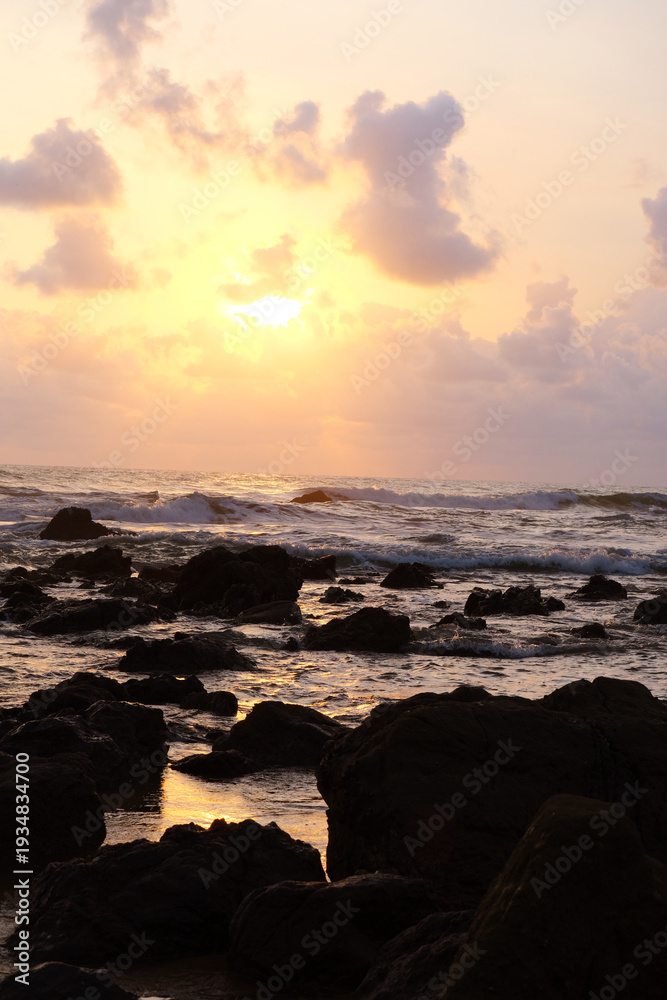 Fototapeta premium sunrise on the beach