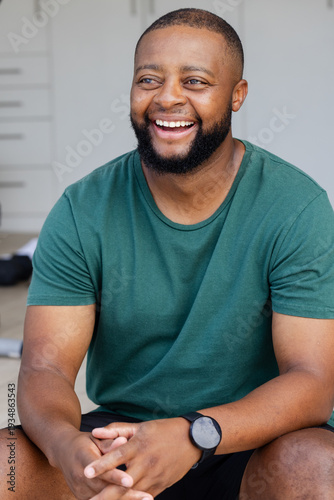 Line art showing regular hexagon with 3 diagonals counting twelve congruent equilateral triangles