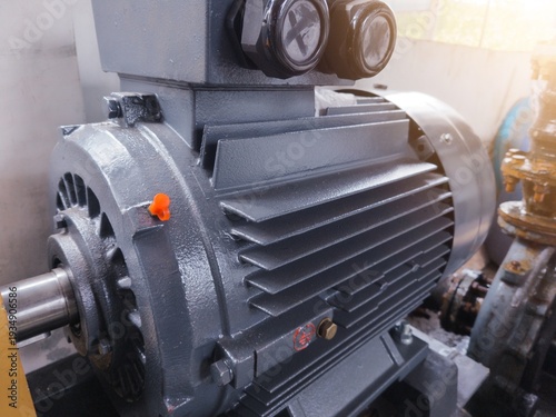 Foto Industrial Three phase motor  induction for driven water pump circulation