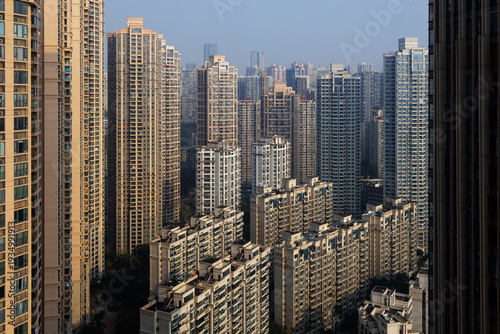 Foto Dense urban city planning with many high rise buildings in Chongqing, China