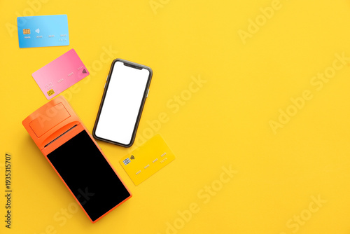 Payment terminal with credi...